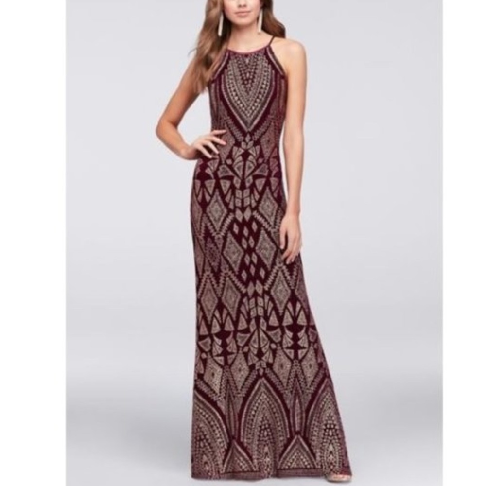 JUMP Women's Sleeveless Glitter Gown